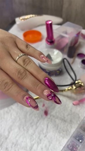 #Nails La práctica te sacara del nivel donde estás ahora, y te llevará al nivel que necesitas para poder vivir de lo que amas hacer y nunca jamás tener que trabajar. 💞 💅 | Instituto Alpha