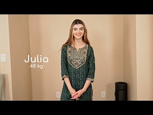 Gorgeous Adult Model Julia Loves Casting