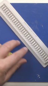 Create perfect frilled borders with the Small Ruffle Silicone Mould. This food-safe mould creates perfectly uniform ruffles, flounces or frills for cakes, cupcakes and cookies. This highly effective and time-saving tool is ideal for commercial cake decorators as well as hobby bakers. Great for Lambeth-style cake decorating – no piping skills necessary! …. #lambethcake #lambethstyle #fancycake #vintagecake #overpiping #pipedborders #pipedcakes #pipedicing #royalicing #creativecakesystem #katysue 