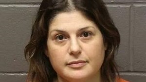 Ventnor woman admits fatally beating mother, grandmother