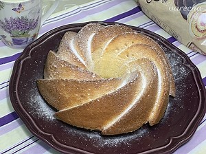 Bezlepková hrnčeková bábovka (videorecept)