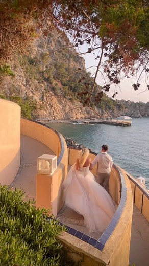 Still can’t get over my sister in her princess dress 🥹 | Janes Stall