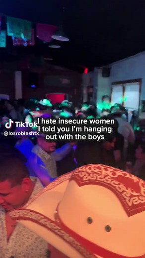 Discover Houston's Favorite Latin Gay Bar 🌈