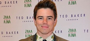 Is David Hull (“Crazy Ex-Girlfriend”) gay? Wiki Bio, age, height, partner, kids