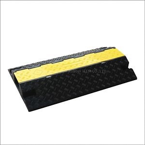 [Hot Item] High Quality Floor Channel Protector Rubber Cable Ramp
