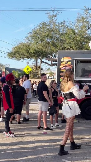 Chain prank on a rapper caught him lacking at gaspy 😭😂 #viral #reels #funny #prank #gasparilla | Jose Fade