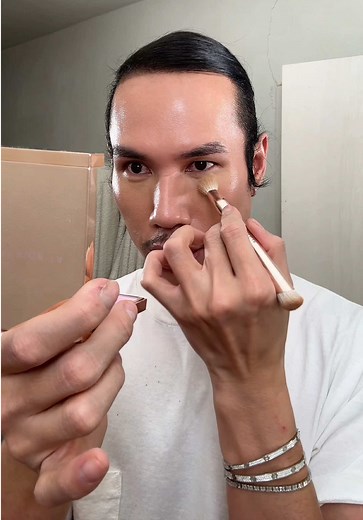 Achieve Creaseless Concealer with Patrick Ta Beauty