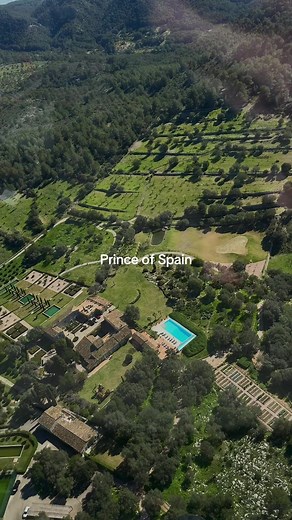 Who is prince of Paris ? *Info: Leonor is Princess of Asturias; Sofía is Infanta of Spain.