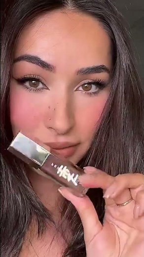 fenty beauty lip gloss chocolate #fentybeauty .