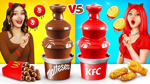 Desafío Fondue de Fuente de Chocolate | Batalla de Comida de Chocolate vs Real por RATATA CHALLENGE | Ratata Spanish