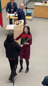 I. Ruginienės ir I. Adomavičiaus priesaika Seime. 🎥A. Černiauskaitė | lrytas.lt