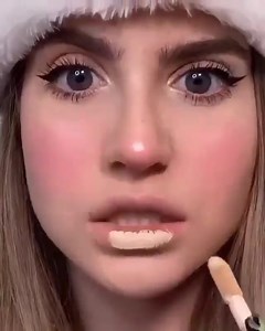 480K views · 1.3K reactions | Would you try this lip look?  abbyroberts | GLAMOUR UK | Facebook