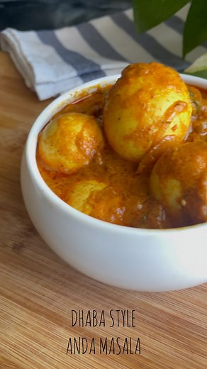 This Desi Dhaba style anda masala is so so delicious! It will keep you licking your fingers, wanting more. Made at home within minutes, it’s extremely simple and needs your usual ingredients. Do try it out! Ingredients I used: - 6 eggs - 3 onions, thinly sliced - 3 tomatoes, roughly cubed - Whole spices like 2 bayleaves/tejpatta, 6 to 7 peppercorn/kali mirchi, 3 elaichi/cardamom, ½ inch dalchini/cinnamon stick, 3 cloves/laung - Generous amounts of oil 2 tbsp oil for frying eggs and then around 4