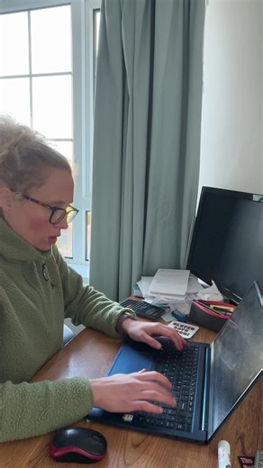 4.5K views · 34 reactions | Those sneaky office treats do add up! .#fatloss #diet #weightloss #caloriecounting #weightloss #christmas | Connect | Facebook