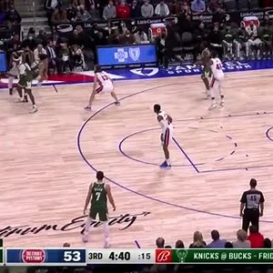 1.3K views · 17 reactions | Bobby Portis throws it down and gives a GROWL!  via:@ESPNNBA | Deep Hoops | Facebook