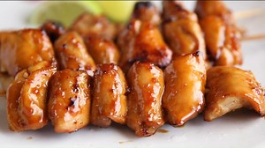 SOUS VIDE CHICKEN KEBABS WITH SOY, GINGER, HONEY & LIME How to get perfectly cooked, succulent chicken kebabs … “The beauty of cooking chicken Sous Vide in advance of braaing is ensuring the chicken is one hundred percent cooked though without burning the crust due to the sugar content in the marinade. Through this Sous Vide method and temperature, the chicken will be cooked through but very tender, so the kebabs do not require much time on the fire. You simply want to baste and cook them until 