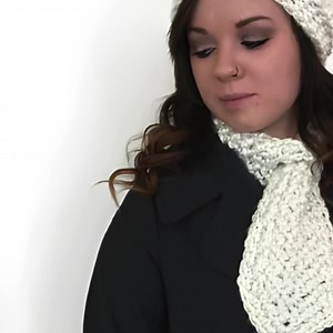 Crochet Keyhole Scarf Pattern: Easy Pull Through Design (PDF Pattern) - Etsy