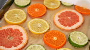 Your guide to dried! 🤗 Our video on how to dry out citrus is perfect for dish garnishes, drink toppers, and decor! 🍊🍋 | Superlo Foods - Stepherson's