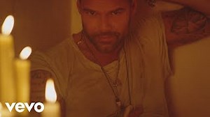 Ricky Martin - Fiebre con Wisin y Yandel