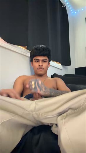 RT @JuniorDxx_: who wants to see me nut 🍆💦