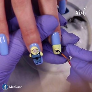 Here are some cute minion nails! | MetDaan