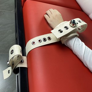[Hot Item] Sm Bondage Restraint Adjustable Cotton Handcuffs Medical Limb Fixed Strap Wrist Ankle Magnetic Restraint Belt with Segufix Locks and Key