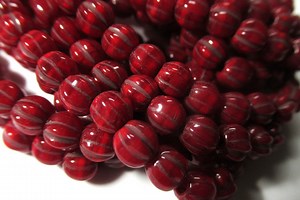 Dark Ruby Red Fluted Round 6mm Melons Czech Glass Jewelry Beads With Bronze Wash and Large Holes - Full Strand of 25 Beads - Etsy