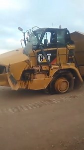 178K views · 3.1K reactions | Articulated truck getting dragged out of the pit! bit worse for wear! | Mining Mayhem | Facebook