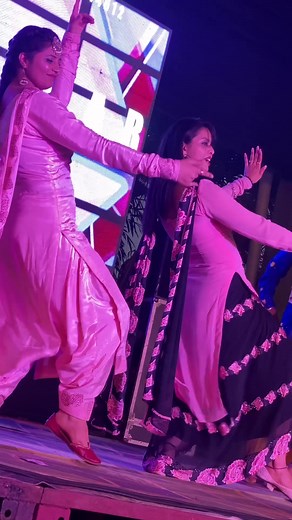 Punjabi modeling Star Jasnoor Jassi 💃 #punjaban #bhangra #bhangradance #orchestra #punjabisinger #danceclasses | Punjabi Models