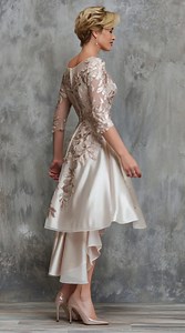 Timeless Fashion for Women Over 40, 50 & 60 | Classic Feminine Outfits #FashionOver50 Feel confident and feminine in elegant, timeless outfits designed to flatter women over 40, 50, and 60. From tailored trousers to flowy blouses and chic midi dresses — each look celebrates sophistication, grace, and quiet luxury. These vintage-inspired outfits blend modern refinement with old-money charm — perfect for mature women who love effortless elegance and polished everyday style. 🌷 ✨ Style Inspiration 