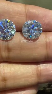 We have stock of brilliant loose Moissanites dimaonds with all shapes and excellent cuttings . All our Moissanites dimaonds are 100% hand crafted cut and polished by Surat's experienced dimond polisher and craftsmen .we also customize/personalize your orders to the neàrest weight and colour ordered. We have colorless near colourless off white,yellow, light brown colour Moissanites dimaonds. . We customize solitaire ring bands, earings , pendent in 14k/18k ( Rose, yellow,white) Gold and silver je