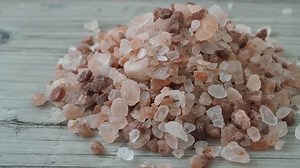 Heap Himalayan Pink Salt Crystals Stock Footage Video (100% Royalty-free) 1092768105 | Shutterstock