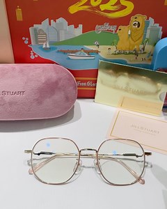 Free glasses tomorrow on Reels