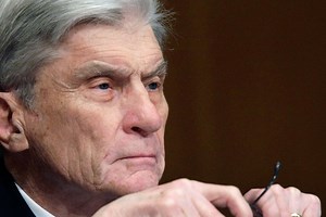 John Warner, former 5-term Virginia Senator, dies at 94 - WTOP News