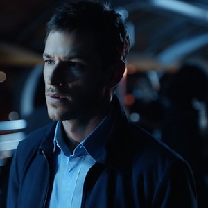 14 reactions | BLEU DE CHANEL Parfum. Ein aromatisch-holziger Duft mit kraftvollen und großzügigen Nuancen. #BleuDeChanel #ChanelFragrance | CHANEL | Facebook