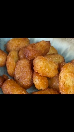 I made Pommes Dauphine with breakfast this morning. A French potato dish made from a mixture of mashed potatoes and choux pastry, deep-fried until golden crispy and fluffy deliciousness. | Paul Samarin