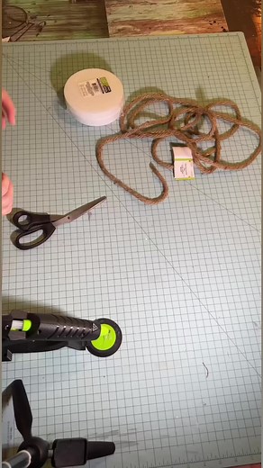 2.6K views · 44 reactions | Making a center for a flower wreath using a couple items from Dollar Tree. #flowerwreath #dollartreecrafts #wreathmaking | Tina's Country Door | Facebook