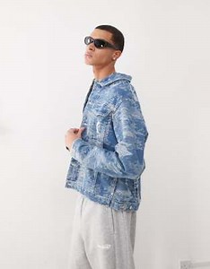 Karl Kani OG distressed camo denim jacket in mid wash blue | ASOS