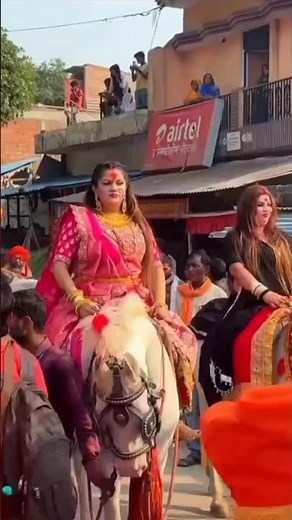 Ye prayagraj hai #mhakumbh2025 #mhakumbh #vairalvideo #vairalshorts #humhaidesi