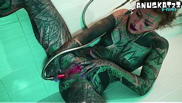 Teen's Shower Wand Solo Session