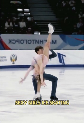 Stunning Ice Skating Performance by Talented Girls