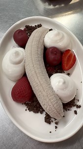 Our version of “Banana Split”. All the moulds made by our friends @makeat. —————— Nuestra versión del “Banana Split”. Todos los moldes hechos por nuestros amigos de Makeat. #chefstagram #chefschool #culinary #bananasplit #postres #culinaryschool #dessert #martinlippo | Chef Martin Lippo