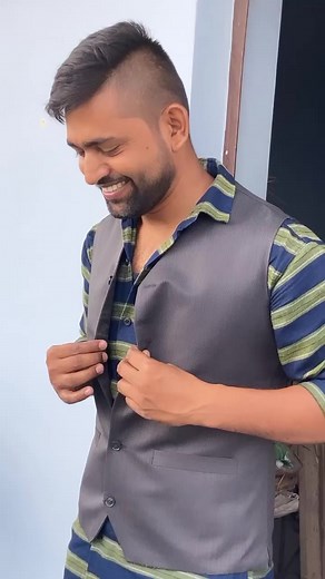 22K views · 2.5K reactions | Tujhe na dekhu to chain #shortvideo #youtubeshorts #youtube #bhojpuri #pawansingh #bhojpuri_status | Indian Army Fans | Facebook