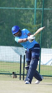 Swing, connect, repeat! 🤩🔁 #YehHaiNayiDilli #WPL2024 #TATAWPL | Delhi Capitals