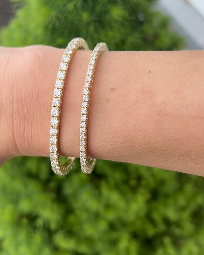 11 reactions | Our diamond flexible bangles are available in all sizes.  Glamorous & chic for a unique look 窱 #PrincessDiamondsBurlington #FineJewelry #DiamondBracelet #DiamondCuff #DiamondBangle #YellowGold #NaturalDiamonds #BostonJeweler #Hayek #HayekJewelers #Burlington #Boston #Massachusetts | Princess Diamonds | Facebook