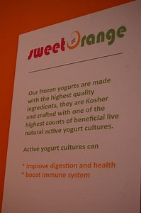Sweet Orange Serves Frozen Yogurt Treats