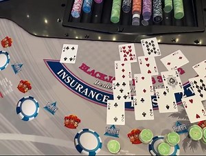 One of the craziest blackjack hands you will ever see 😭 (via TheRealCasinoKing/X) | DraftKings Casino