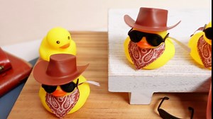 100 Sets Cowboy Rubber Duck Mini with Cowboy Hat, Scarf and Sunglasses Yellow Duck Bath Party Toys Duckling Bath Toys Shower Birthday Swimming Party Favors