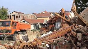 Excavator Demolish Cleaning Old House Loading Stock Footage Video (100% Royalty-free) 4990289 | Shutterstock