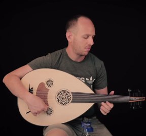 Professional Turkish Oud made of Padouk & Mahogany Wood - With Soft Case & Installed Kurschner Strings